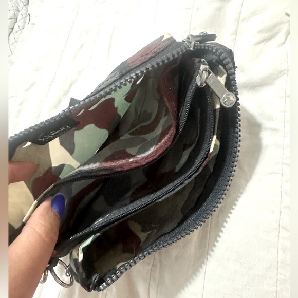 Kipling Camouflage Wristlet Pouch - Picture 8 of 10